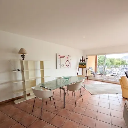 Beautiful Center With Terrace 아파트 자르-쉬르-메르
